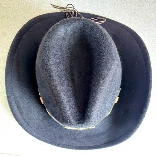 Black Feather Cowboy Hat Set with Bandana & Bolo Tie – 57 cm
